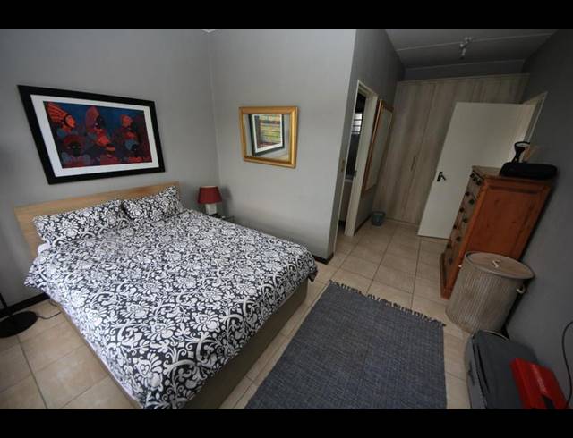 2 BEDROOM PROPERTY TO RENT IN BARBEQUE DOWNS